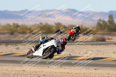 media/Nov-16-2024-CVMA (Sat) [[0e4bb1f32f]]/Race 9-Amateur Supersport Middleweight/